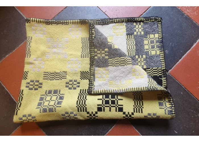 Primrose Yellow Tapestry Baby Blanket BB003